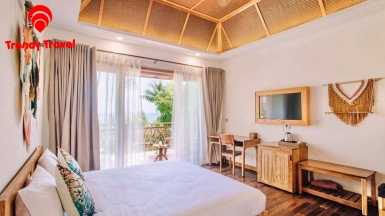 ROCKS BEACH BOUTIQUE