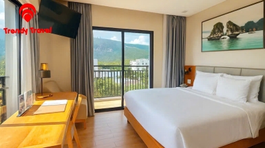 MARINA BAY HOTEL