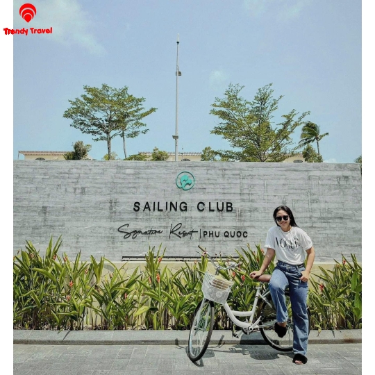 SAILING CLUB SIGNATURE