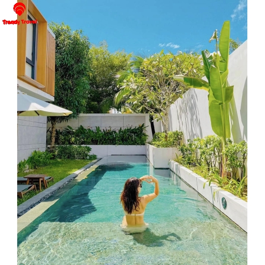 SAILING CLUB SIGNATURE