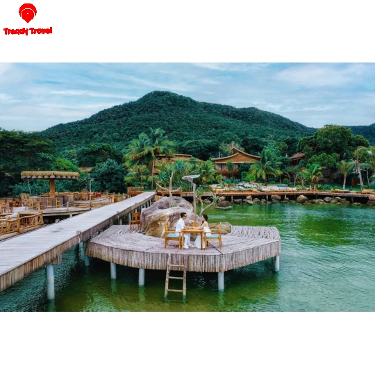 ROCKS BEACH BOUTIQUE