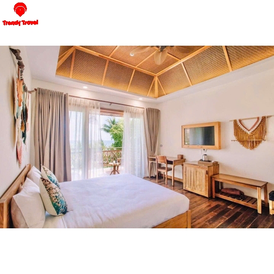 ROCKS BEACH BOUTIQUE