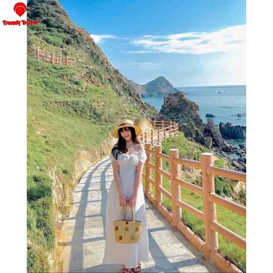 KHÁM PHÁ KỲ CO – EO GIÓ 