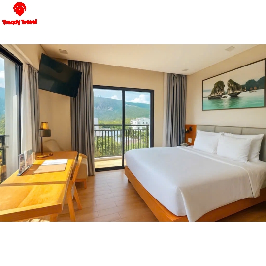 MARINA BAY HOTEL