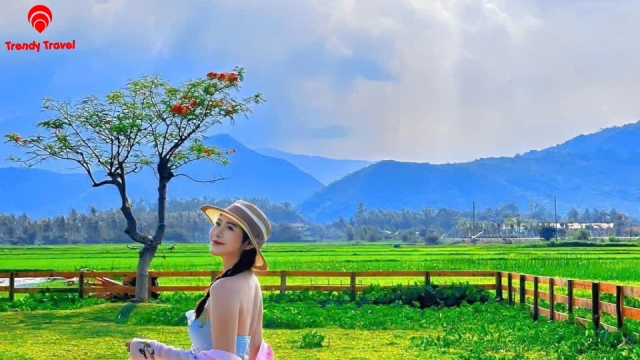 TOUR ĐỒNG CỪU – HANG RÁI – VƯỜN NHO – VĨNH HY 