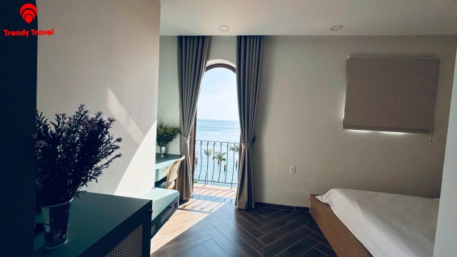 VENUS HOTEL ĐỊA TRUNG HẢI