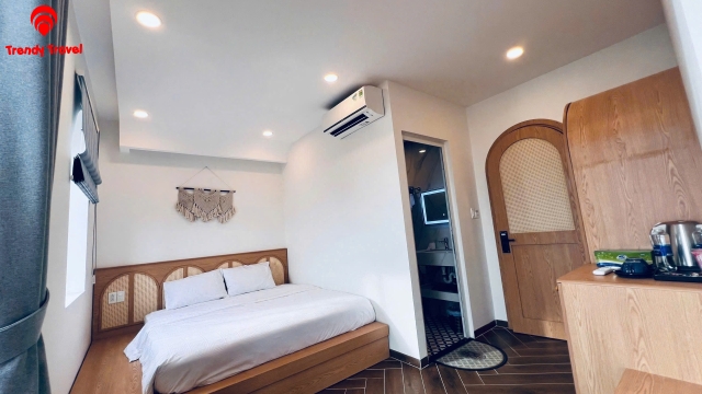 VENUS HOTEL ĐỊA TRUNG HẢI